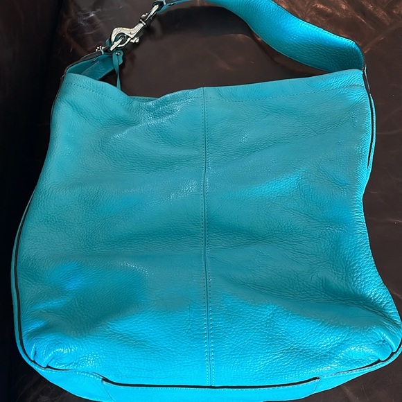 Coach Pebbled Leather Hobo Bag like New - Picture 7 of 10